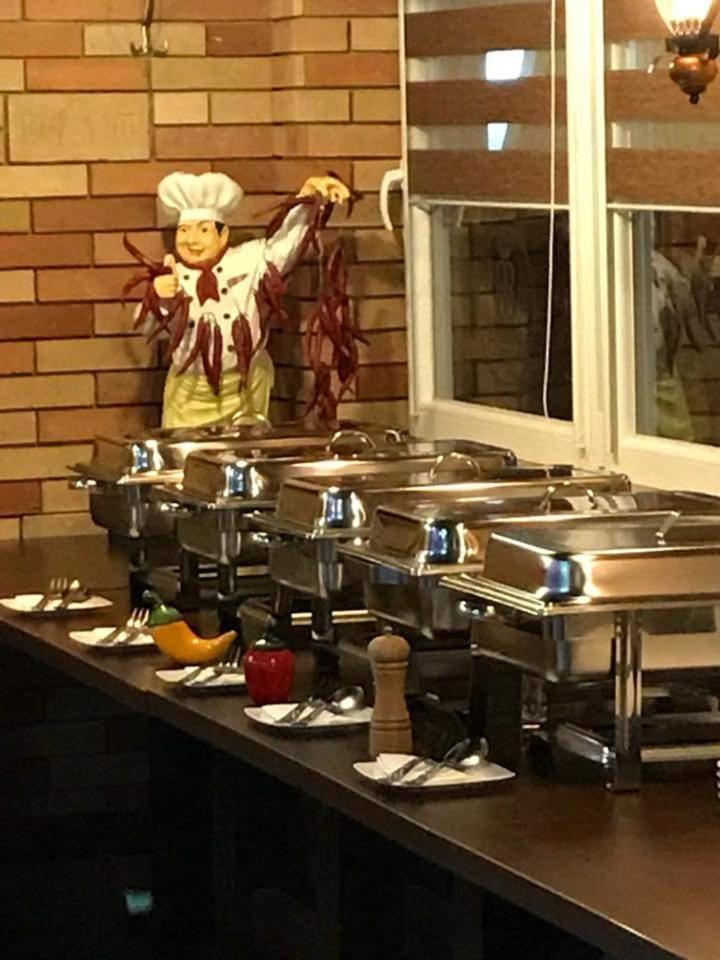 Barna Bar Motel&Apartman Korostetetlen エクステリア 写真